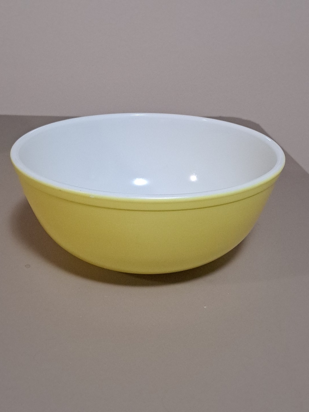 Pyrex Vintage TM Reg 404 Primary Yellow 4 Quart Serving Mixing Bowl